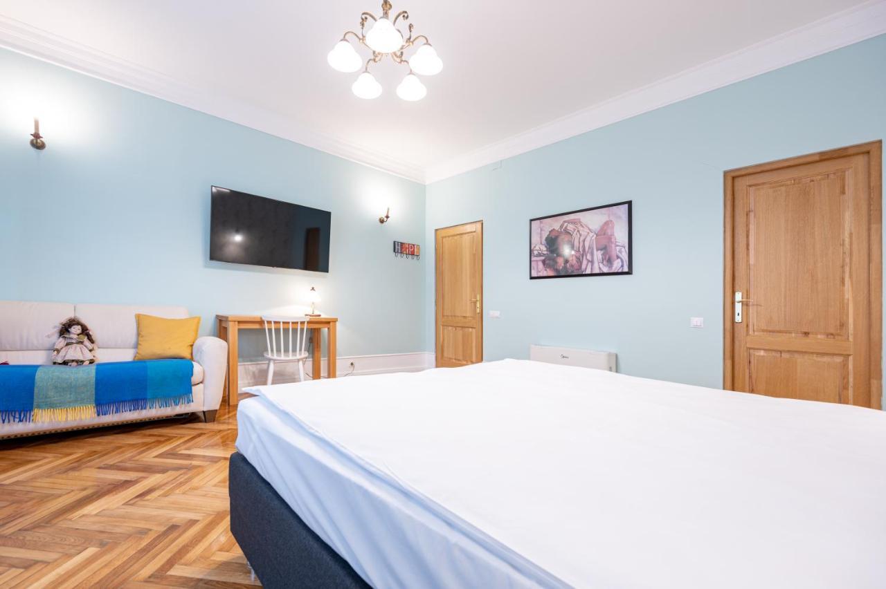 Old City Apartment オラデア エクステリア 写真